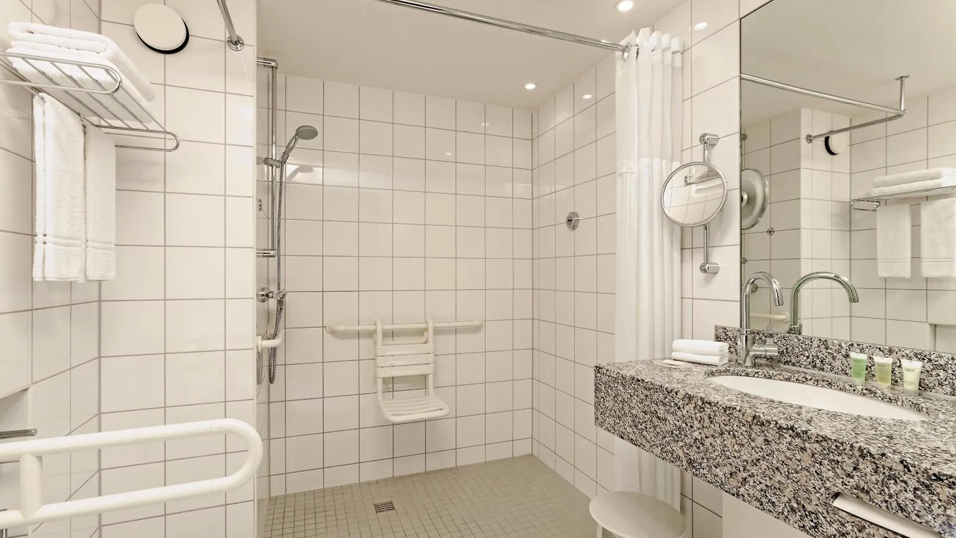 Courtyard By Marriott Duesseldorf Hafen Hotel