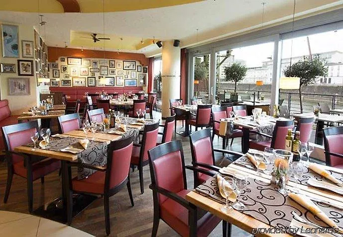 Courtyard By Marriott Duesseldorf Hafen Hotel