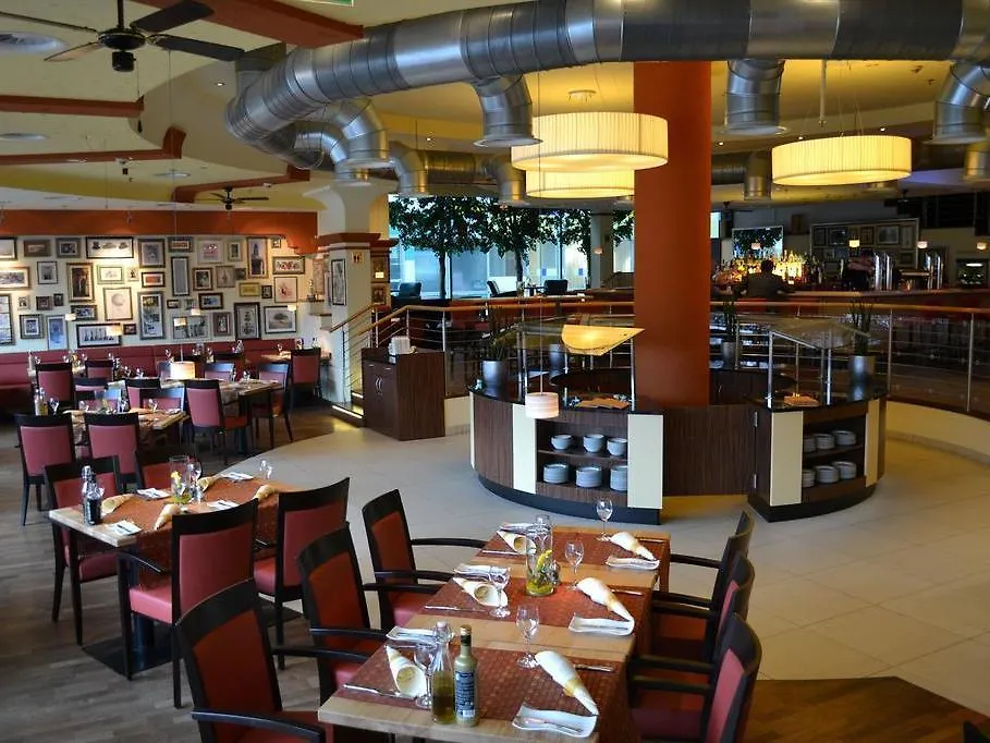 Courtyard By Marriott Duesseldorf Hafen Hotel  Dusseldorf