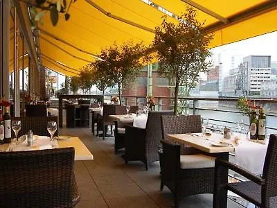 Courtyard By Marriott Duesseldorf Hafen Hotel 4*, Dusseldorf