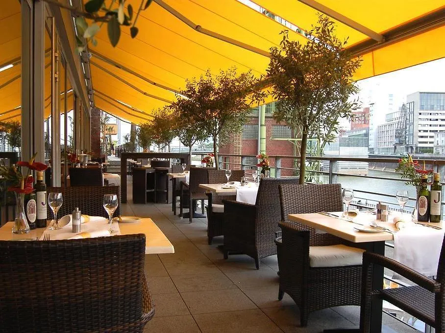 Courtyard By Marriott Duesseldorf Hafen Hotel 4*, Dusseldorf