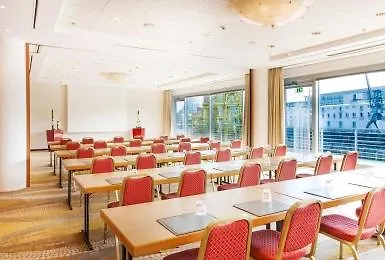 Courtyard By Marriott Duesseldorf Hafen Hotel